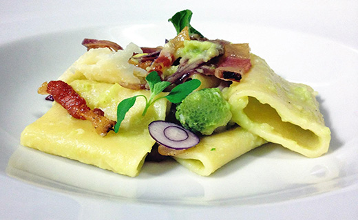 Pacchero cipolla rossa, guanciale e broccolo romano
