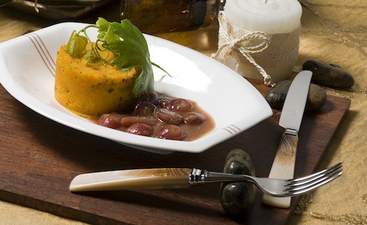 Sformatino di zucca rossa con salsa d’uva nera