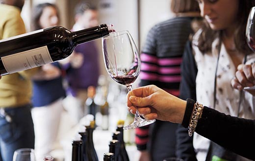 A Milano il primo salone artigianale del vino