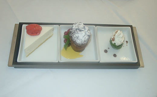 Cheese cake al formaggio di capra, miele, banane flambate e vaniglia del Madagascar