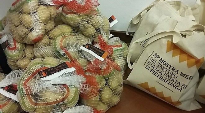 La mostra mercato del tartufo e della patata bianca a Pietralunga La mostra mercato del tartufo e della patata bianca a Pietralunga