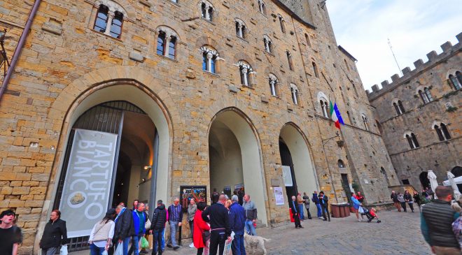 Mostra Mercato del Tartufo Marzuolo 24 e 25 marzo a Volterra Mostra Mercato del Tartufo Marzuolo 24 e 25 marzo a Volterra