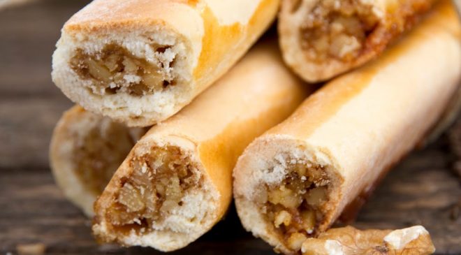 Gli Sfratti di Pitigliano ricetta e storia di questo particolare dolce ebraico Gli Sfratti di Pitigliano ricetta e storia di questo particolare dolce ebraico