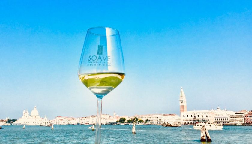 Soave a Venezia per un mese di tour tra i bacari