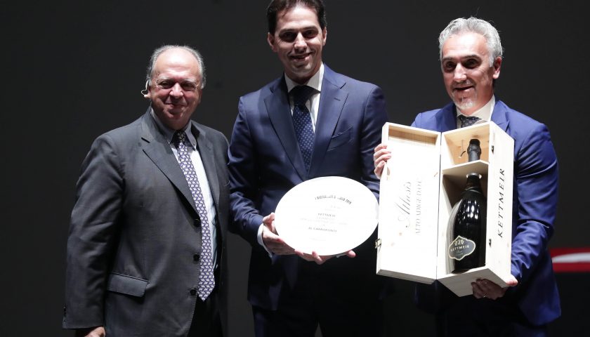 Premio Cantina dell’Anno 2019 Vince AL CARROPONTE