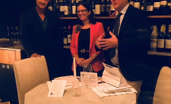 VitignoItalia progetto Accademy: Mariella Caputo è la prima ambasciatrice VitignoItalia progetto Accademy: Mariella Caputo è la prima ambasciatrice