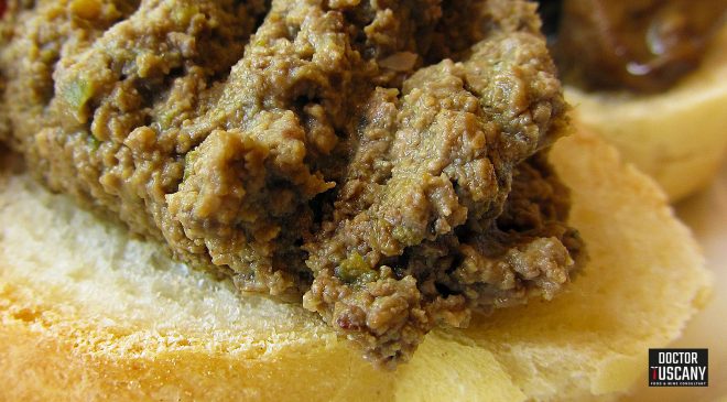 TOSCANA – I Crostini Neri, milza, fegatini di pollo, capperi, acciughe… con il Vin Santo! TOSCANA – I Crostini Neri, milza, fegatini di pollo, capperi, acciughe… con il Vin Santo!