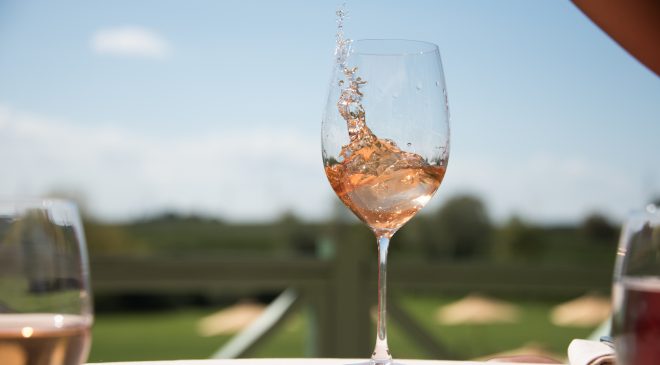 CHIARETTO DI BARDOLINO, IL VINO ROSA DEL GARDA VOLA VERSO PARIGI E GLI STATI UNITI CHIARETTO DI BARDOLINO, IL VINO ROSA DEL GARDA VOLA VERSO PARIGI E GLI STATI UNITI