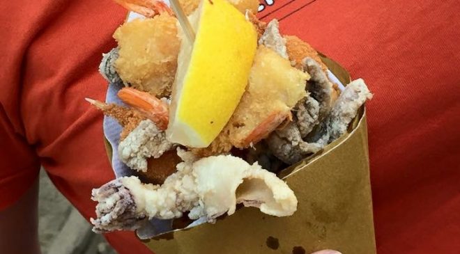 Cibo di Strada: in Italia esiste un unico marchio, quello con la tendina Cibo di Strada: in Italia esiste un unico marchio, quello con la tendina