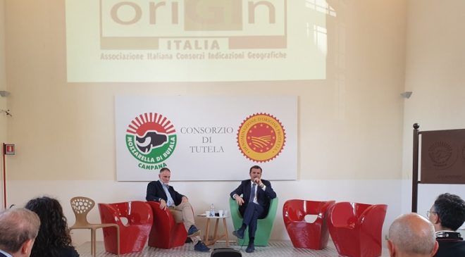 Appello di Afidop: bloccare il piano di dazzi Trump contro i formaggi italiani Appello di Afidop: bloccare il piano di dazzi Trump contro i formaggi italiani