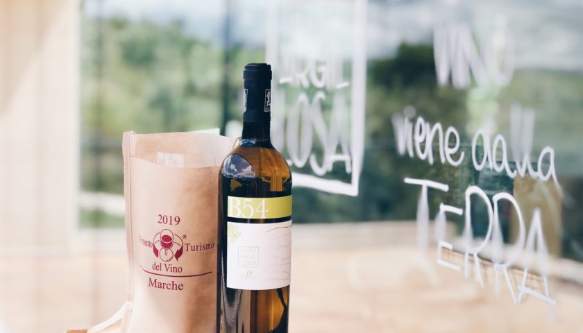 Per Cantine Aperte a Offida visite, degustazioni e pic-nic in vigna