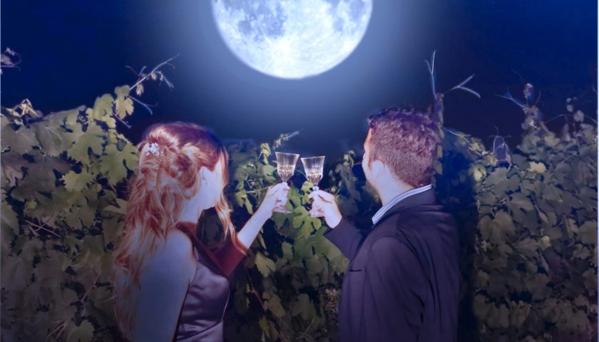 Calici di stelle: in Toscana il grande brindisi al chiaro di Luna