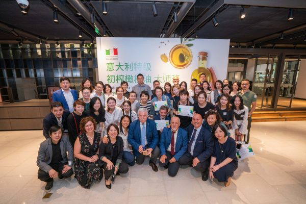 Ercole Olivario in Cina missione futuro a Shanghai in collaborazione con l’ICE