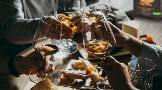 Scoppia la “Wine Mania”, dagli esperti la top 10 delle tendenze che stanno rivoluzionando i calici italiani Scoppia la “Wine Mania”, dagli esperti la top 10 delle tendenze che stanno rivoluzionando i calici italiani