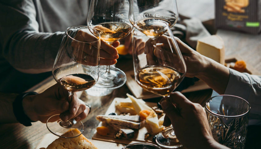 Scoppia la “Wine Mania”, dagli esperti la top 10 delle tendenze che stanno rivoluzionando i calici italiani