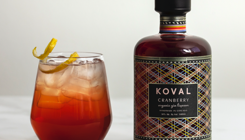 A San Valentino fai sapere che sei innamorato con il Cranberry Gin Spritz by Koval Distillery