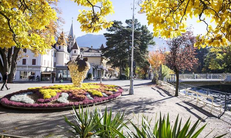 Merano a settembre fra cavalli, moda e l’eccellenza del vino