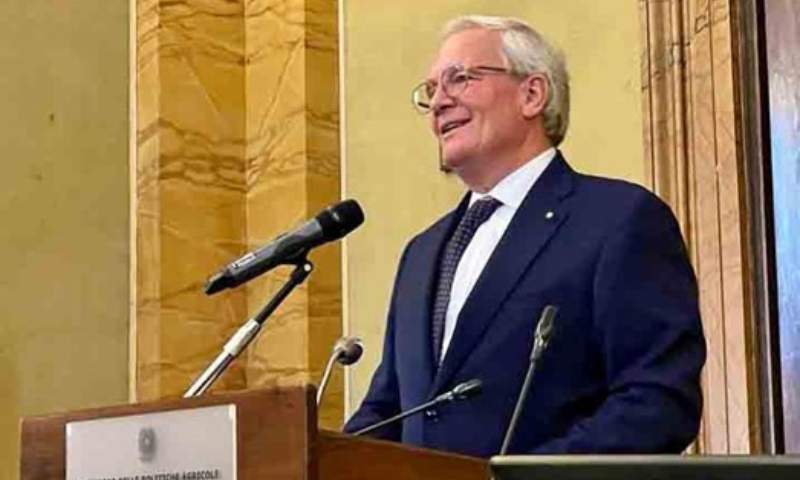 Riccardo Ricci Curbastro rieletto Presidente di Efow