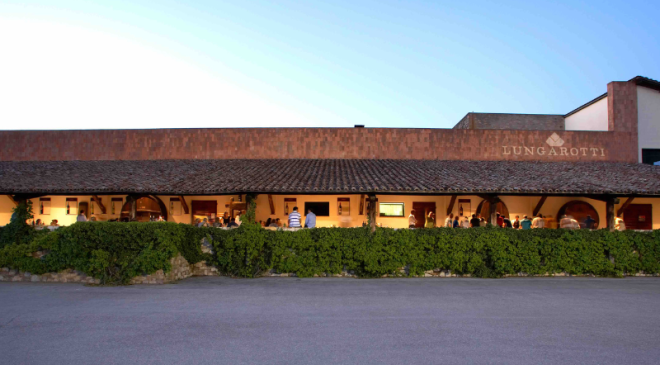 Lungarotti premio “Best Contribution to Tourism” Lungarotti premio “Best Contribution to Tourism”