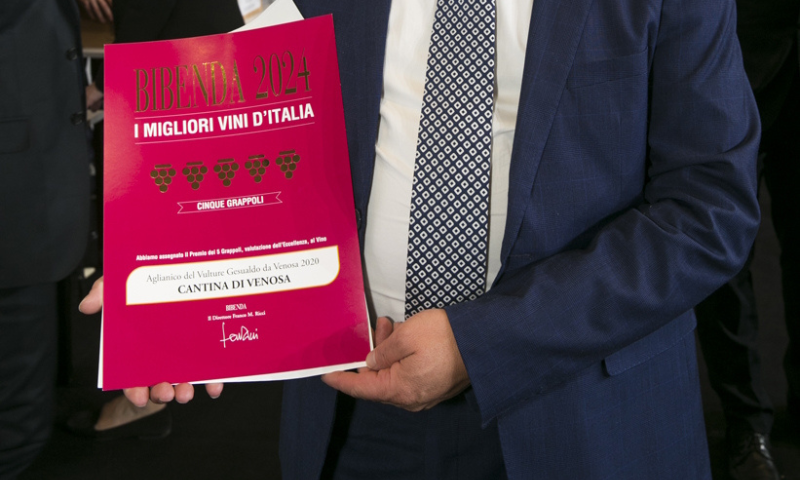 “Gesualdo da Venosa” conferma i 5 Grappoli